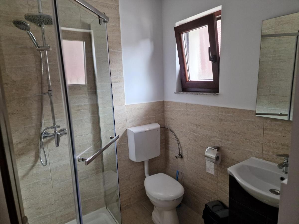 Ferienwohnung La Mona Bîrsana Exterior foto