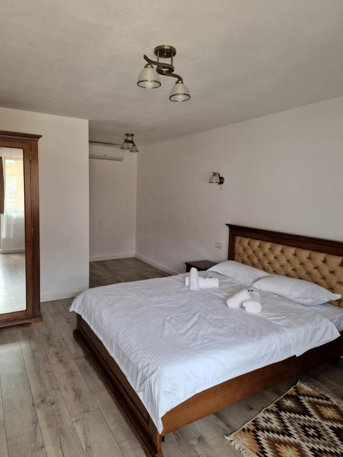 Ferienwohnung La Mona Bîrsana Exterior foto
